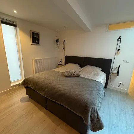 Schipper Apartman *