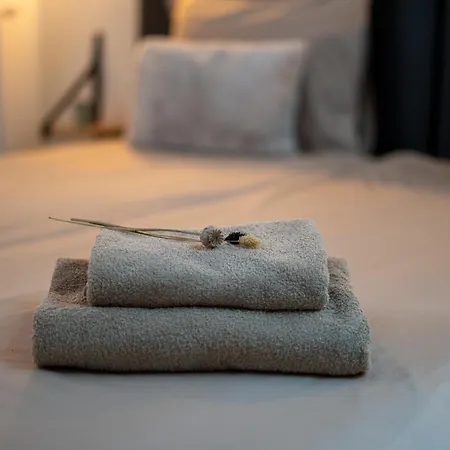 Schipper Apartment *